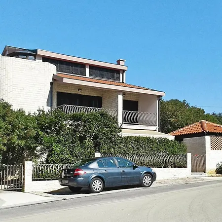 In With Balcony Διαμέρισμα Jadranovo